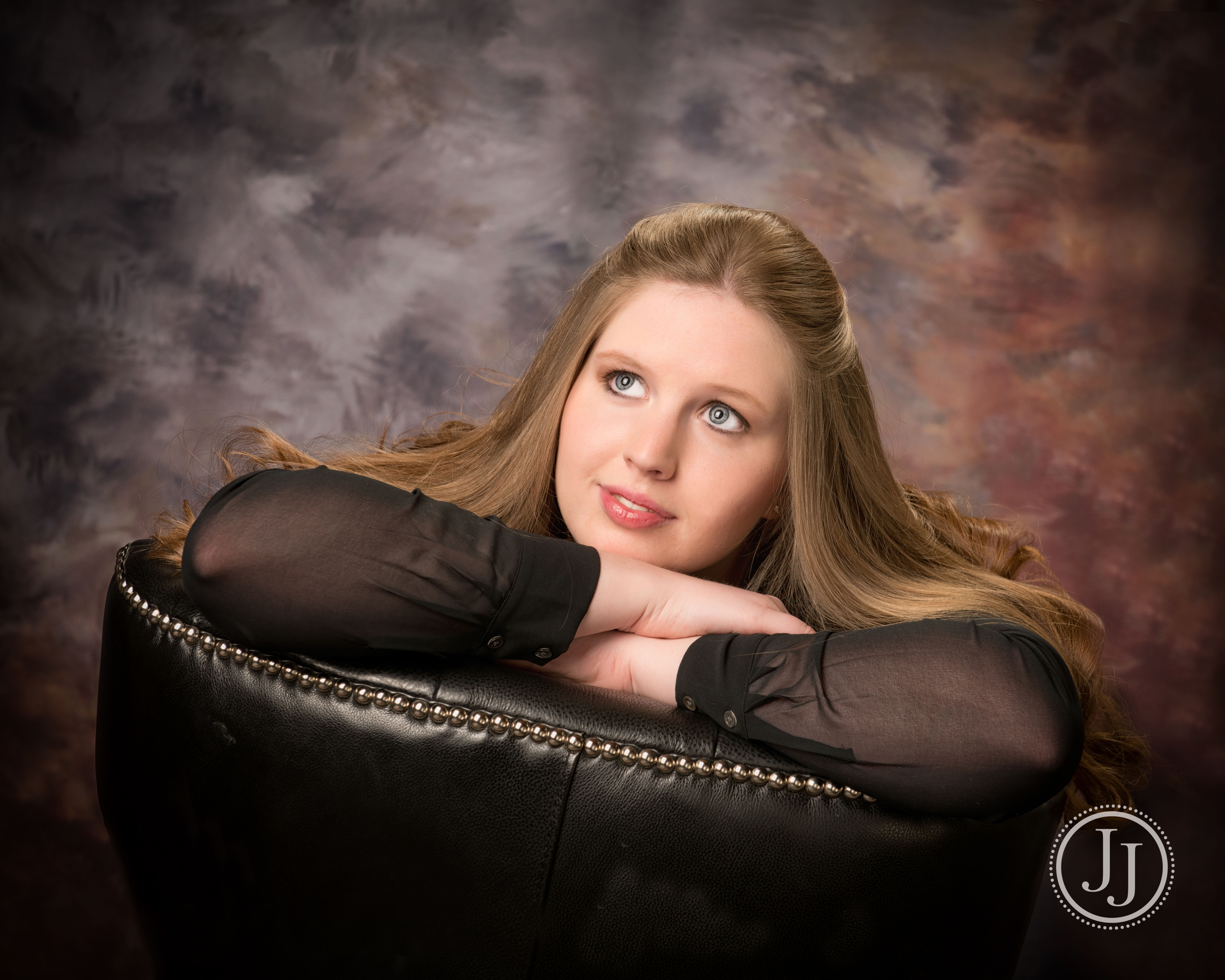 Color My World Studio - Indianapolis Senior Pictures by JJ Kaplan