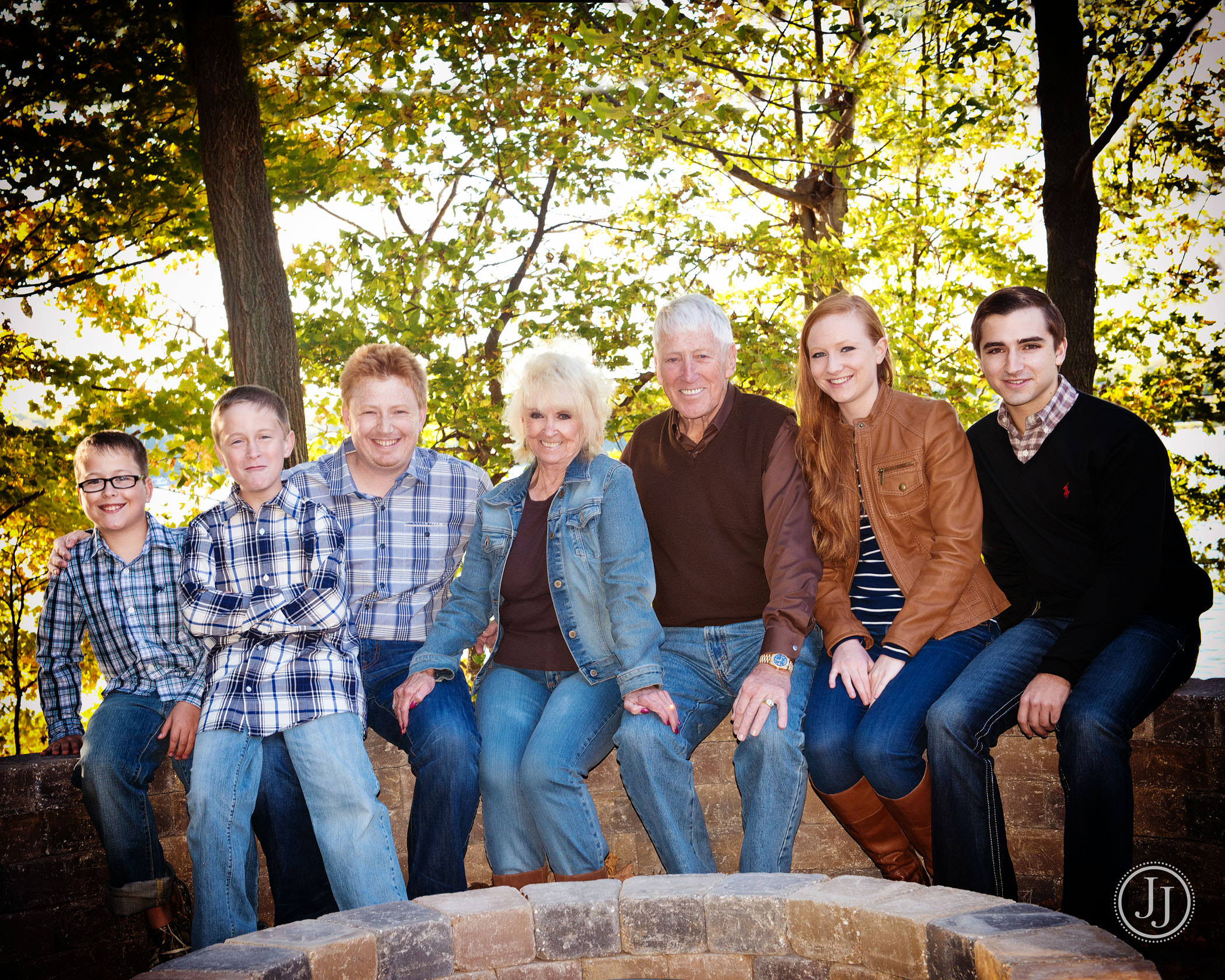 Family Pictures - Color My World Studio - Zionsville, Indiana