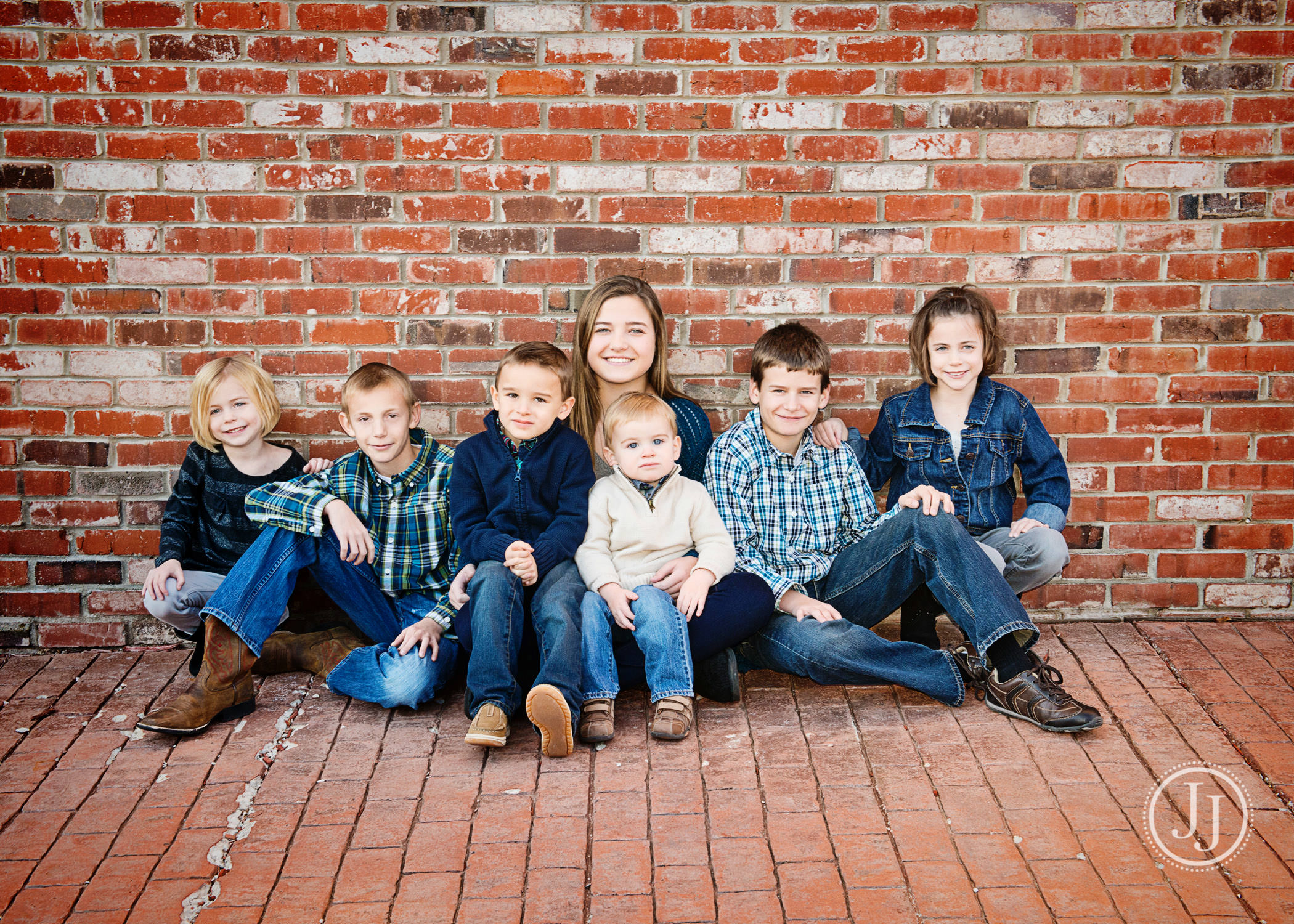 Family Pictures - Color My World Studio - Zionsville, Indiana