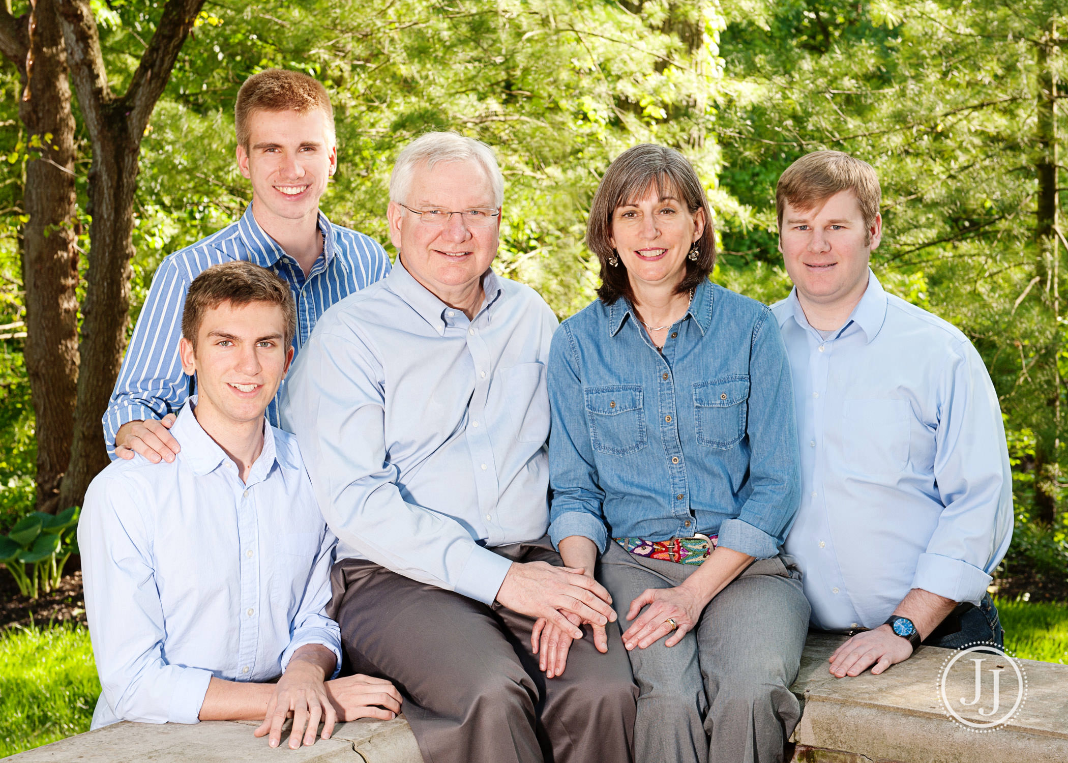 Family Pictures - Color My World Studio - Zionsville, Indiana
